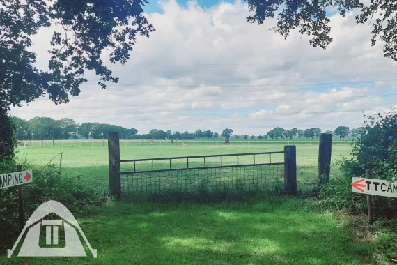 TT Camping Bosrand TT Camping Bosrand - De ingang van ons kampeerterrein